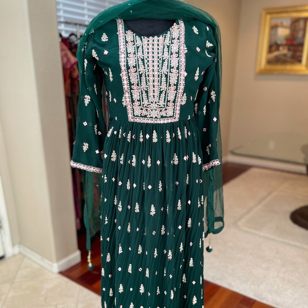Made in India — Georgette Naira Cut Kurti/Suit with Palazzo Pants